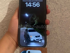 Айфон 12 продаю батарея 100 гигабайт 128 