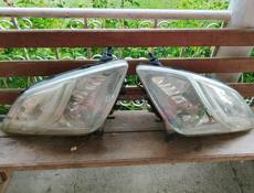 Фары 2 штуки