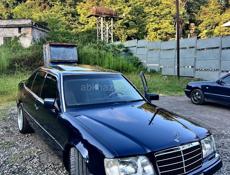 Mercedes-Benz 124