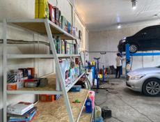 Требуется автослесарь 