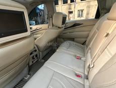 Infiniti QX56