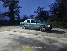 Mercedes-Benz 124