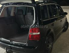 Volkswagen Touran