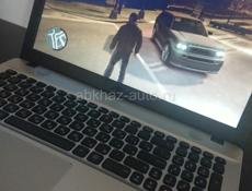 Ноутбук ASUS