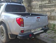 Mitsubishi L 200