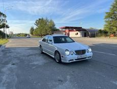 Mercedes-Benz E-Класс