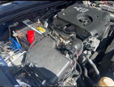 Mitsubishi L 400