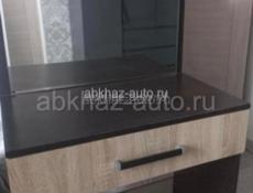 столик с зеркалом 