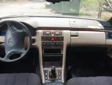 Mitsubishi Grandis