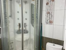 Сдается на длительный срок в центре 3х комнатная квартира 
