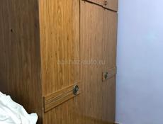Шкаф
