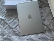 iPad 128 Гб 