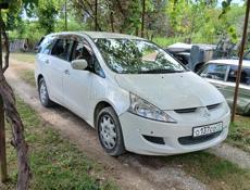 Mitsubishi Grandis