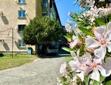 1 - К. КВАРТИРА В СУХУМЕ, СИНОП 100 М ОТ ПЛЯЖА