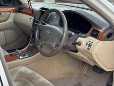 Toyota Celsior