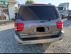 Toyota Sequoia