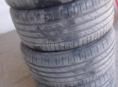 225/35 r18