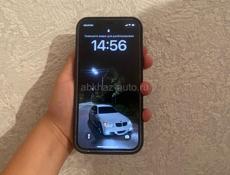 Айфон 12 продаю батарея 100 гигабайт 128 я нахожусь в отхарах 