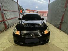 Nissan fuga