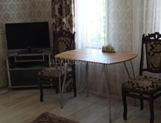Сдам  с 11- 15 августа отдыхающим, в десяти минутах от берега  студию  на двоих,  0.