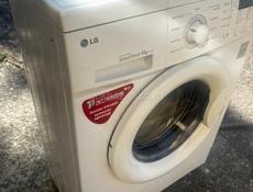 LG, 4 кг. загрузки, прямой привод