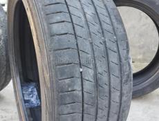 Три 225/45/18 одно 225/40/18