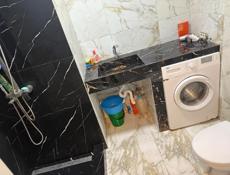 Посуточно Азид квартира ,безконтактное заселение большой стадион почтовая 35 можно на 1 сутки 