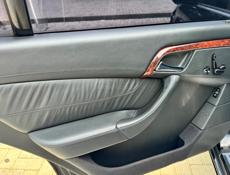 Mercedes-Benz S-Класс