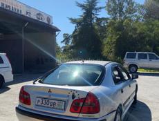 Mitsubishi Carisma