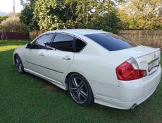 Nissan fuga
