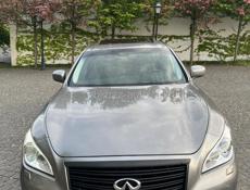Infiniti M35