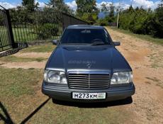 Mercedes-Benz 124
