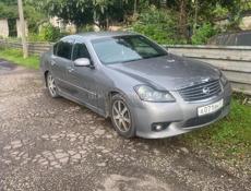 Nissan fuga