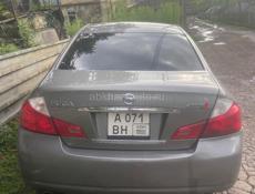 Nissan fuga