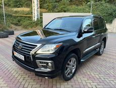 Lexus LX