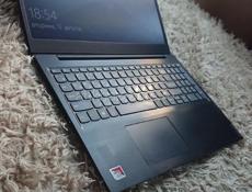 Ноутбук LENOVO 