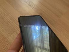 iPhone XS в отличном состоянии