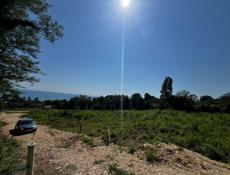 Земельный участок в Новом Афоне , 9,5 соток документы в порядке , продажа срочная , есть торг , рассмотрим рассрочку , ,рассмотрим обмен на авто ,панорамный вид море , участок ровный