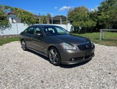Nissan fuga