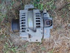 Тойота исис 