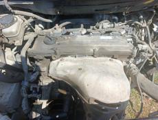 Тойота исис 