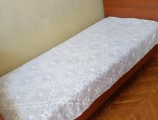 Продам кровать 90/200 с матрасом, не пользовались