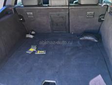 BYD F8