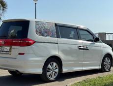 Honda Еlysion