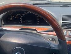 Mercedes-Benz S-Класс