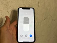 iPhone XR 64gb идеал 