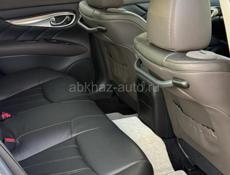 Nissan fuga