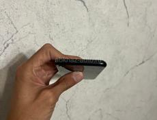 iPhone SE 2020(8-ka)