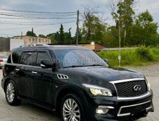 Infiniti QX56