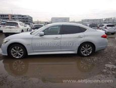 Nissan fuga